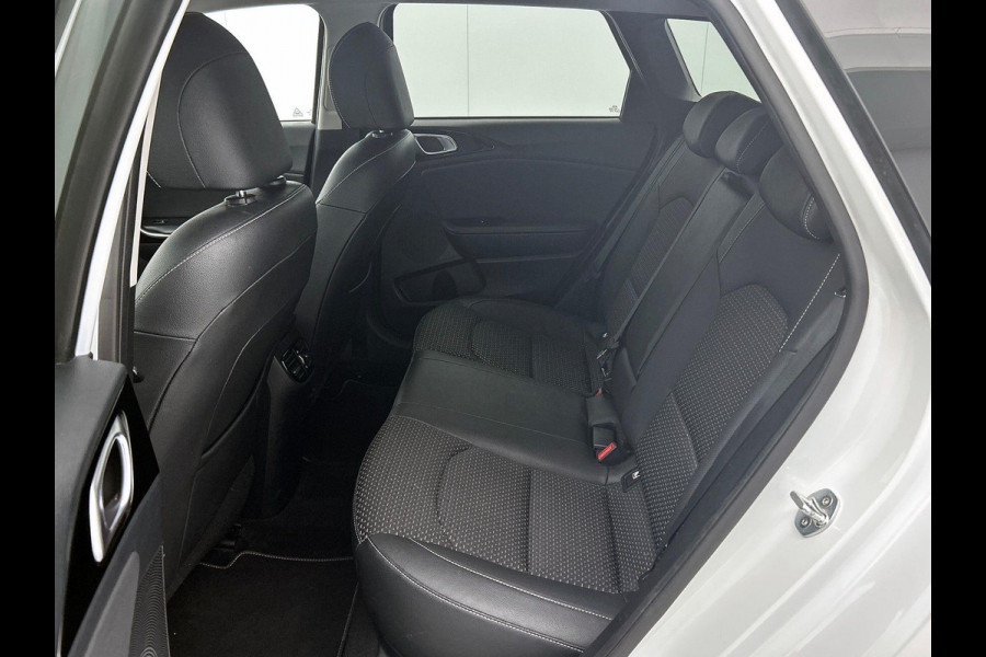 Kia Ceed Sportswagon 1.4 T-GDi DynamicPlusLine | 140PK | CARPLAY | TrekH | StoelV | StuurV | Lane ass | Acht cam | DealerOnderH |