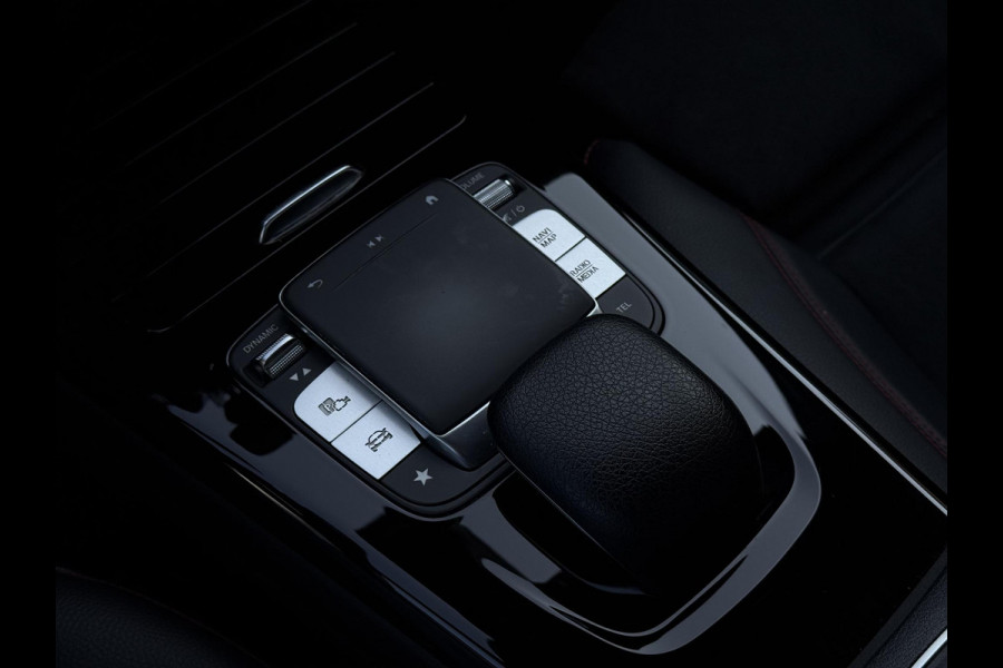 Mercedes-Benz CLA-Klasse 180 Aut. Business Sol. AMG | Navi | Camera | Sportstoelen |