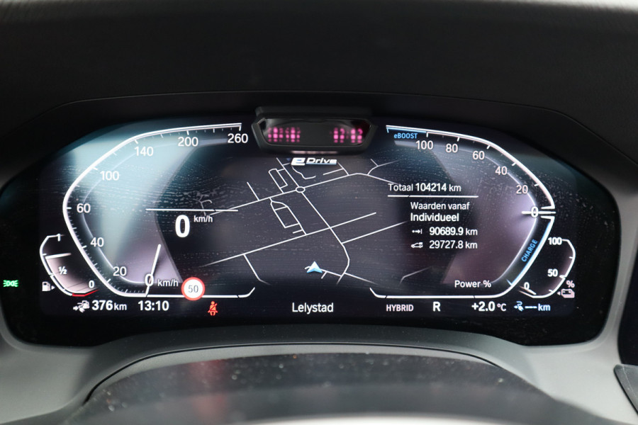 BMW 3-serie 330e M Sport Pano / Laser / 360 camera / Elec stoelen / Trekhaak / Dode hoek /
