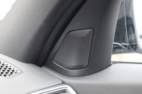 BMW 3-serie 330e M Sport Pano / Laser / 360 camera / Elec stoelen / Trekhaak / Dode hoek /