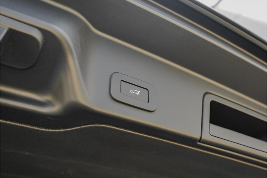 Land Rover Range Rover Evoque 1.5 P300e AWD R-Dynamic HSE Black Pack Pano Camera 20"