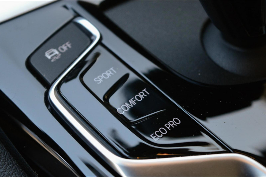 BMW 5 Serie 530e iPerformance High Executive