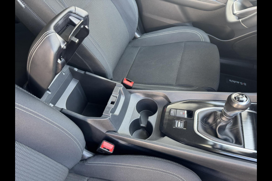 Nissan QASHQAI 1.3 MHEV Led Panorama Trekhaak Adaptive cruise DAB 360 camera Carplay Navigatie