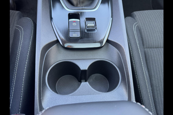 Nissan QASHQAI 1.3 MHEV Led Panorama Trekhaak Adaptive cruise DAB 360 camera Carplay Navigatie