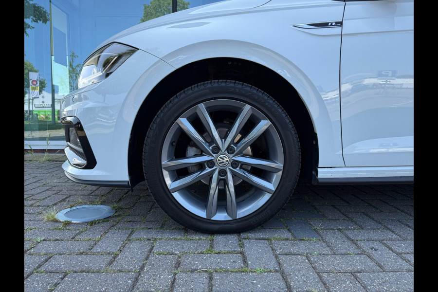 Volkswagen Polo 1.0 TSI Highline - RLine - Automaat - LED - Parkeerhulp - Winterpakket