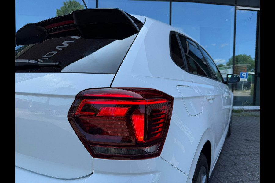 Volkswagen Polo 1.0 TSI Highline - RLine - Automaat - LED - Parkeerhulp - Winterpakket