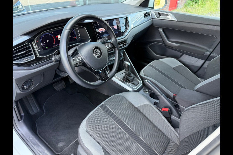 Volkswagen Polo 1.0 TSI Highline - RLine - Automaat - LED - Parkeerhulp - Winterpakket