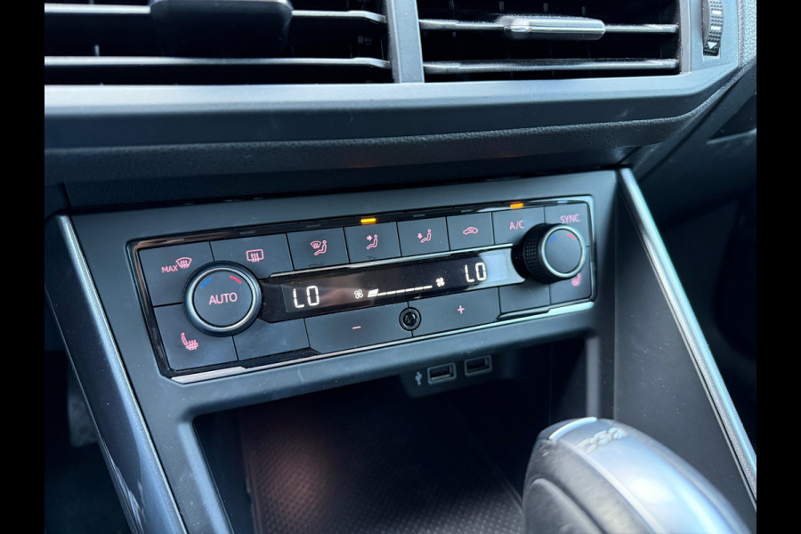 Volkswagen Polo 1.0 TSI Highline - RLine - Automaat - LED - Parkeerhulp - Winterpakket