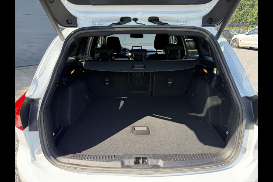 Ford FOCUS Wagon 1.5 EcoBoost Active X Business 2e Eigenaar,Dealer Onderhouden,Automaat,Navi,Camera,Clima,Cruise,Pdc,Lm Velgen,150pk,Apk tot 09-2026