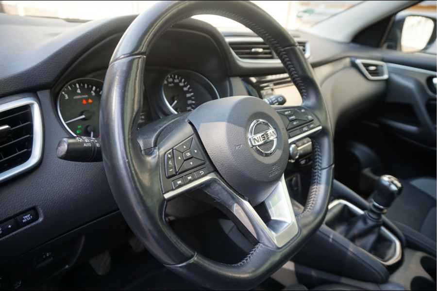 Nissan QASHQAI 1.2 N-Connecta NL AUTO | NAP | Panoramadak | 360 camera | Lane Departure | Premium Pearl White Parelmoer | Navi | Blue Tooth + DAB | Keyless