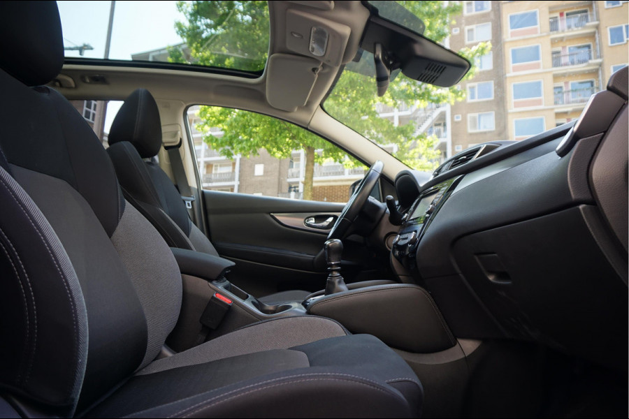 Nissan QASHQAI 1.2 N-Connecta NL AUTO | NAP | Panoramadak | 360 camera | Lane Departure | Premium Pearl White Parelmoer | Navi | Blue Tooth + DAB | Keyless