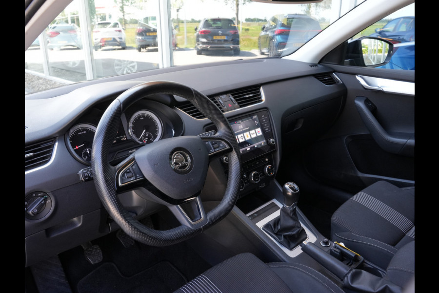 Škoda Octavia Combi 1.0 TSI Greentech Ambition Business | Navi | Trekhaak | Stoelverwarming