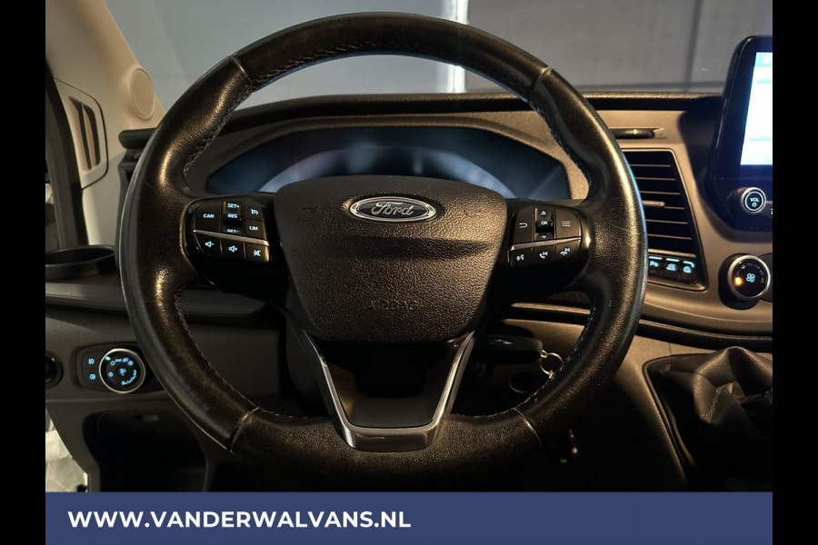 Ford Transit 2.0 TDCI 131pk L3H2 Euro6 Airco | Camera | Navigatie | Android Auto | Stoelverwarming Verwarmde voorruit, Cruisecontrol, Parkeersensoren, Elektrisch verstelbare bestuurdersstoel, Bijrijdersbank