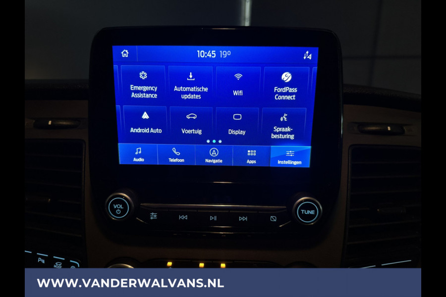 Ford Transit 2.0 TDCI 131pk L3H2 Euro6 Airco | Camera | Navigatie | Android Auto | Stoelverwarming Verwarmde voorruit, Cruisecontrol, Parkeersensoren, Elektrisch verstelbare bestuurdersstoel, Bijrijdersbank