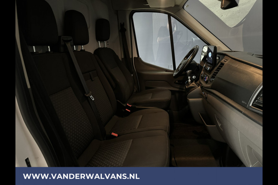 Ford Transit 2.0 TDCI 131pk L3H2 Euro6 Airco | Camera | Navigatie | Android Auto | Stoelverwarming Verwarmde voorruit, Cruisecontrol, Parkeersensoren, Elektrisch verstelbare bestuurdersstoel, Bijrijdersbank