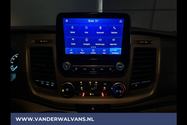 Ford Transit 2.0 TDCI 131pk L3H2 Euro6 Airco | Camera | Navigatie | Android Auto | Stoelverwarming Verwarmde voorruit, Cruisecontrol, Parkeersensoren, Elektrisch verstelbare bestuurdersstoel, Bijrijdersbank
