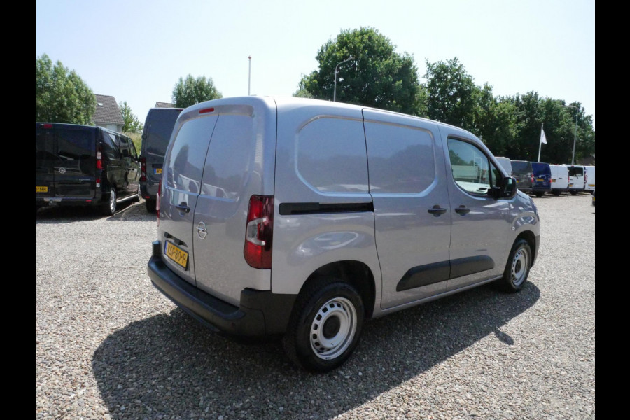 Opel Combo 1.5D 100PK, L1, Airco
