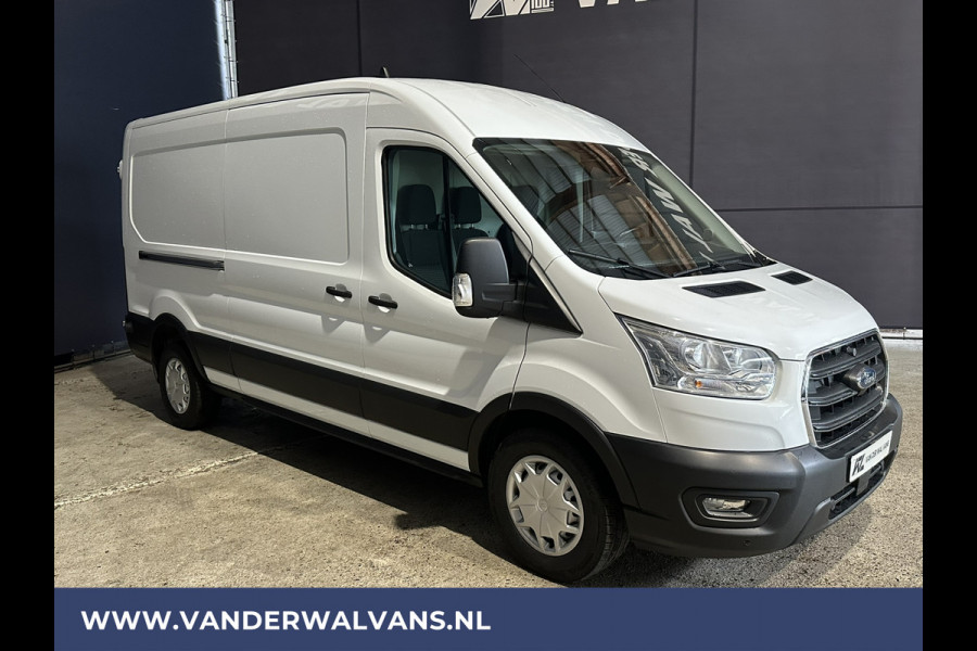 Ford Transit 2.0 TDCI 131pk L3H2 Euro6 Airco | Camera | Navigatie | Apple Carplay | Android Auto | Stoelverwarming Verwarmde voorruit, Cruisecontrol, Parkeersensoren, Elektrisch verstelbare bestuurdersstoel, Bijrijdersbank