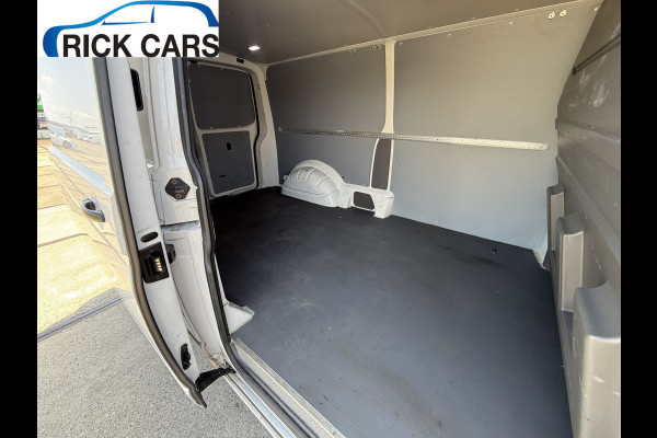 Volkswagen Transporter 2.0 TDI 110PK EURO6 L2H1 28 Cruise control/trekhaak/navi