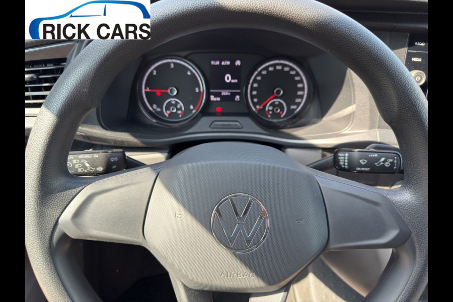 Volkswagen Transporter 2.0 TDI 110PK EURO6 L2H1 28 Cruise control/trekhaak/navi