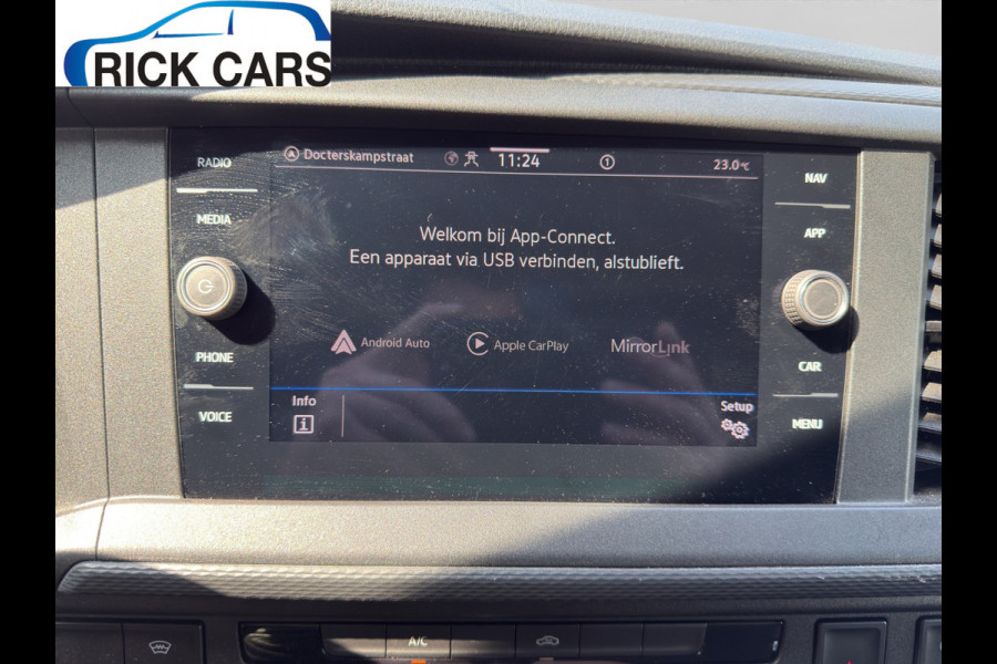 Volkswagen Transporter 2.0 TDI 110PK EURO6 L2H1 28 Cruise control/trekhaak/navi