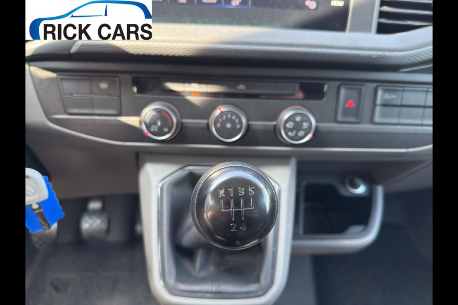 Volkswagen Transporter 2.0 TDI 110PK EURO6 L2H1 28 Cruise control/trekhaak/navi