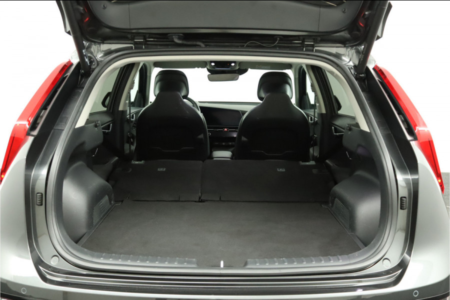 Kia Niro EV DynamicPlusLine 64.8 kWh Apple Carplay/Android Auto - Cruise Control Adaptief - Dodehoekdetectie - Navigatie - Stoel/Stuurverwarming - Fabrieksgarantie tot 03-2031