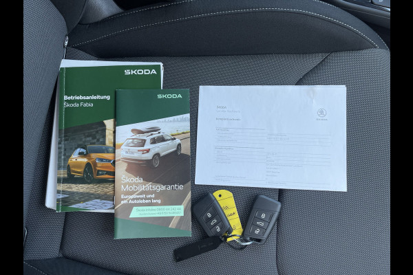 Škoda Fabia 1.0 TSI Business Edition | CarPlay | ACC | Camera | Keyless | LED | DAB+