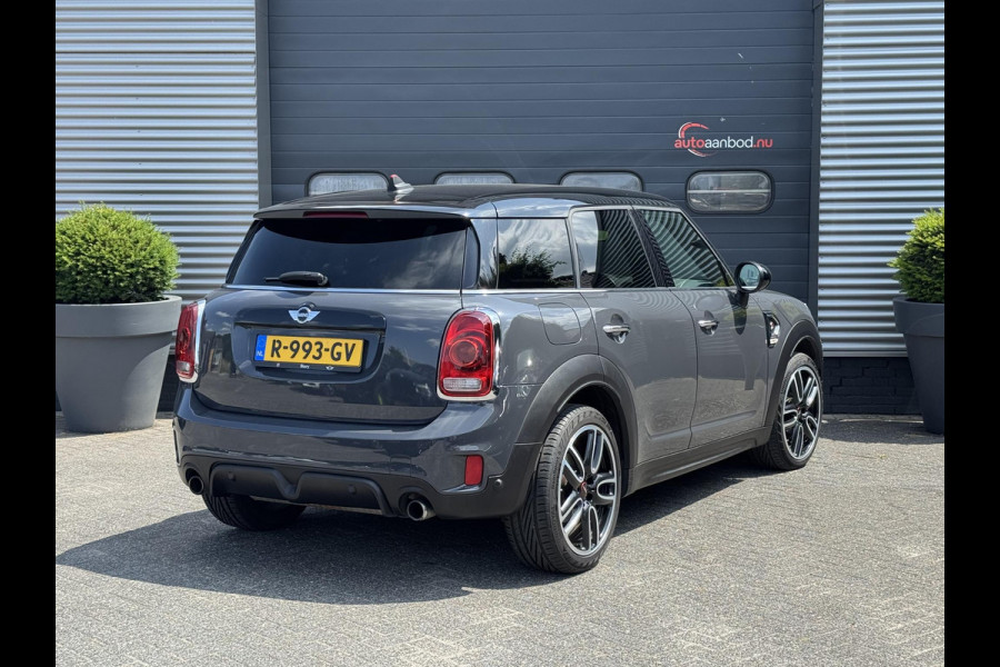 MINI Countryman 2.0 Cooper S Chili JCW | Navigatie | Cruise Control | Parkeersensoren | 19 Inch Lichtmetalen Velgen |