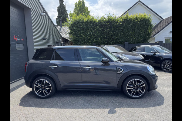 MINI Countryman 2.0 Cooper S Chili JCW | Navigatie | Cruise Control | Parkeersensoren | 19 Inch Lichtmetalen Velgen |