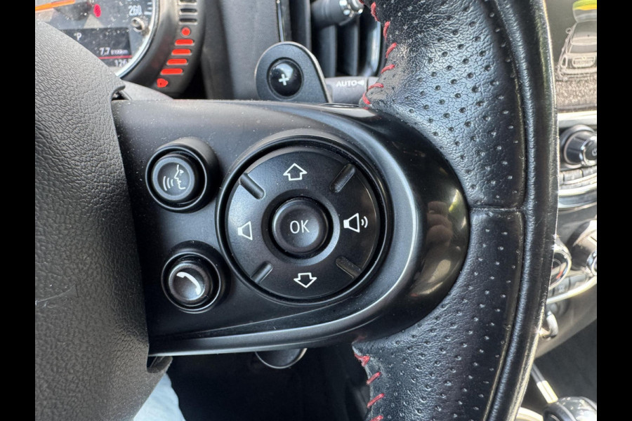 MINI Countryman 2.0 Cooper S Chili JCW | Navigatie | Cruise Control | Parkeersensoren | 19 Inch Lichtmetalen Velgen |