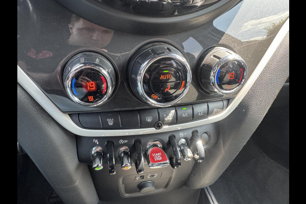 MINI Countryman 2.0 Cooper S Chili JCW | Navigatie | Cruise Control | Parkeersensoren | 19 Inch Lichtmetalen Velgen |