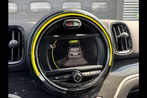 MINI Countryman 2.0 Cooper S Chili JCW | Navigatie | Cruise Control | Parkeersensoren | 19 Inch Lichtmetalen Velgen |