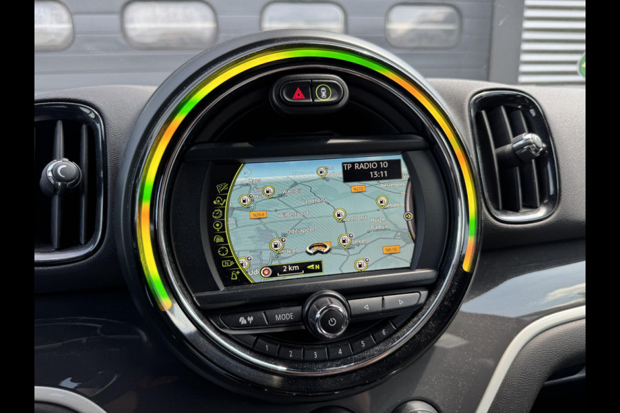 MINI Countryman 2.0 Cooper S Chili JCW | Navigatie | Cruise Control | Parkeersensoren | 19 Inch Lichtmetalen Velgen |