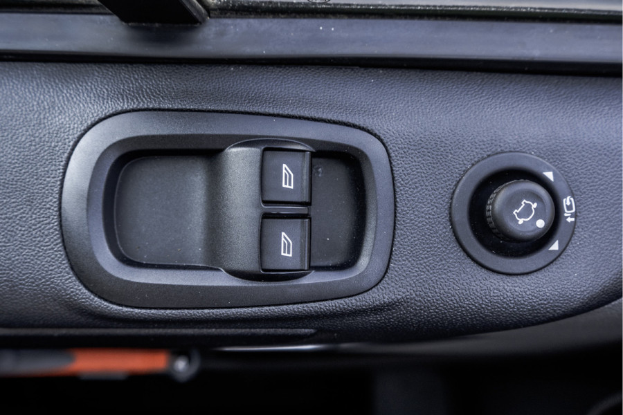 Ford Transit Custom 280 TDCI | 130PK | Camera | LED | Apple CarPlay | Navi | Cruise | Airco | PDC | Euro 6