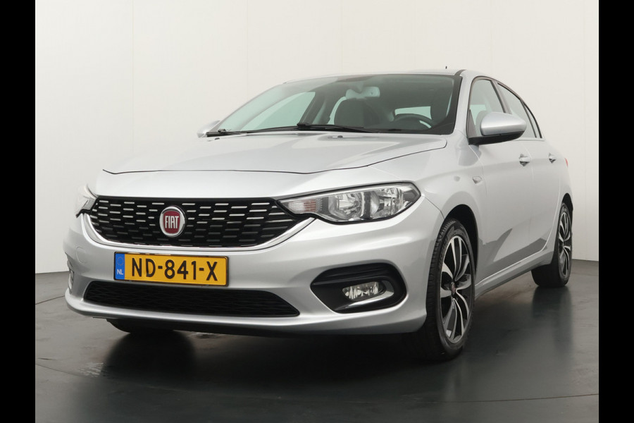 Fiat Tipo 1.4 16V Lounge Airco - Cruise Control  - Climate Control - Navigatie - 12 Maanden BOVAG Garantie
