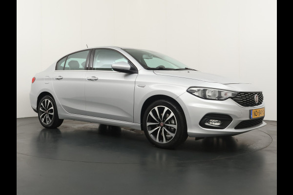 Fiat Tipo 1.4 16V Lounge Airco - Cruise Control  - Climate Control - Navigatie - 12 Maanden BOVAG Garantie