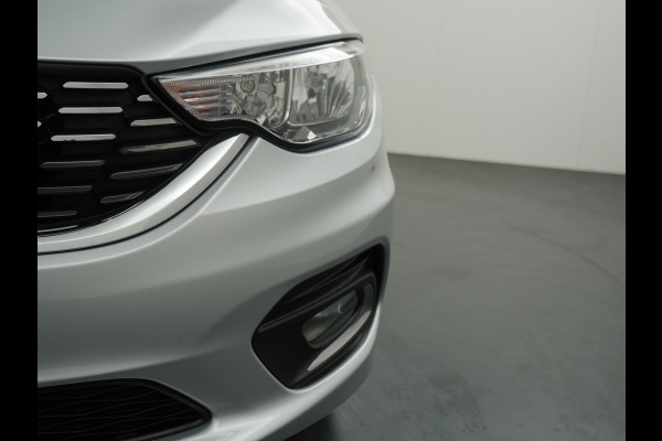 Fiat Tipo 1.4 16V Lounge Airco - Cruise Control  - Climate Control - Navigatie - 12 Maanden BOVAG Garantie