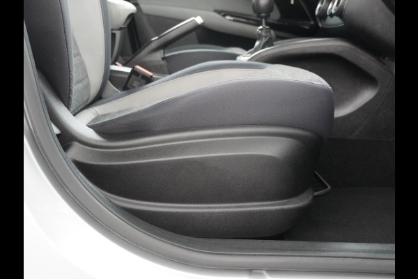 Fiat Tipo 1.4 16V Lounge Airco - Cruise Control  - Climate Control - Navigatie - 12 Maanden BOVAG Garantie