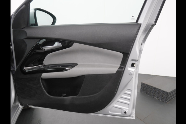 Fiat Tipo 1.4 16V Lounge Airco - Cruise Control  - Climate Control - Navigatie - 12 Maanden BOVAG Garantie