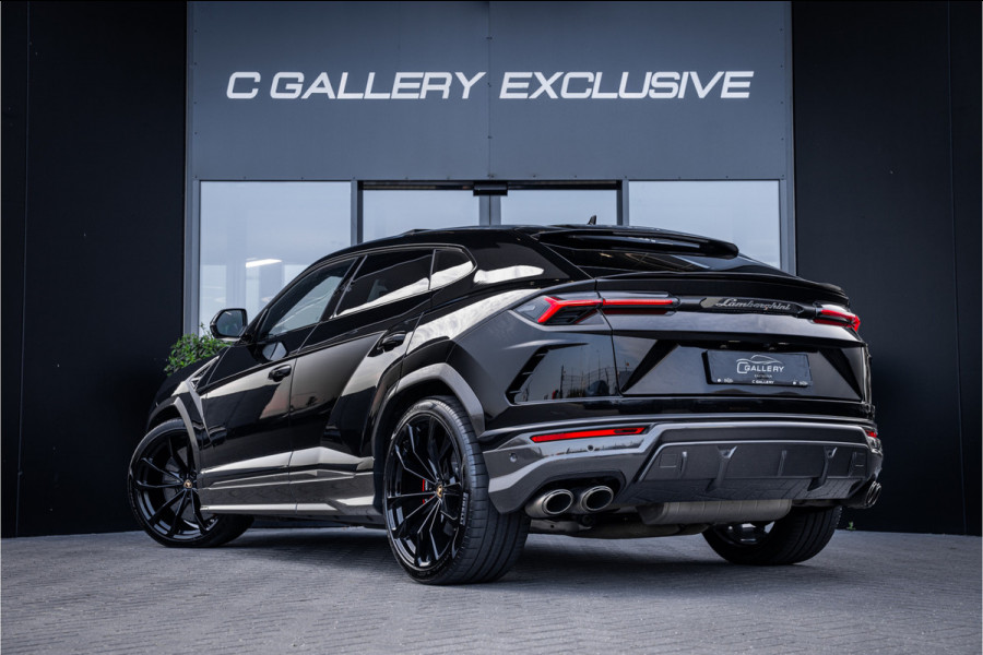 Lamborghini Urus 4.0 V8 - Akrapovic l Carbon | B&O Advanced l Panorama
