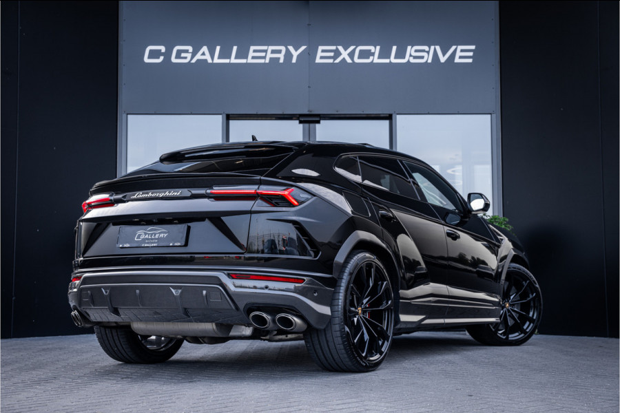 Lamborghini Urus 4.0 V8 - Akrapovic l Carbon | B&O Advanced l Panorama