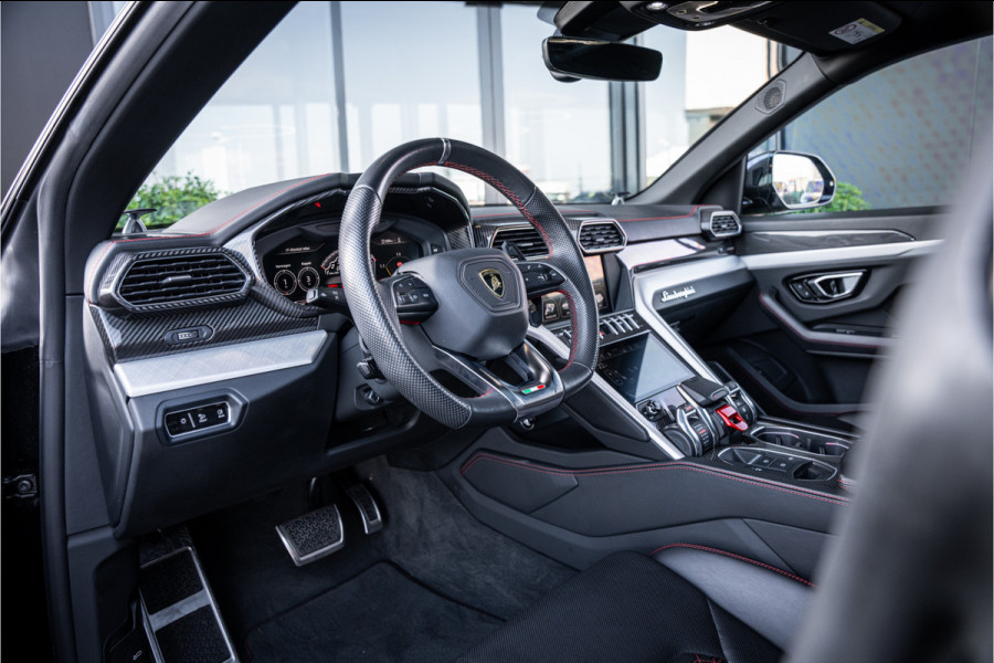 Lamborghini Urus 4.0 V8 - Akrapovic l Carbon | B&O Advanced l Panorama