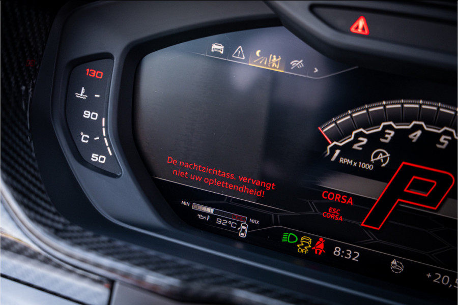 Lamborghini Urus 4.0 V8 - Akrapovic l Carbon | B&O Advanced l Panorama