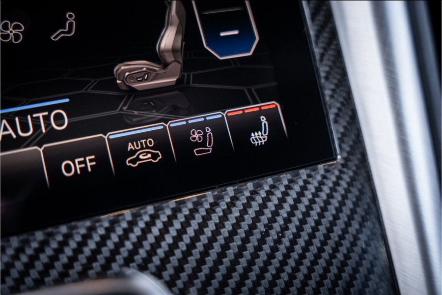 Lamborghini Urus 4.0 V8 - Akrapovic l Carbon | B&O Advanced l Panorama