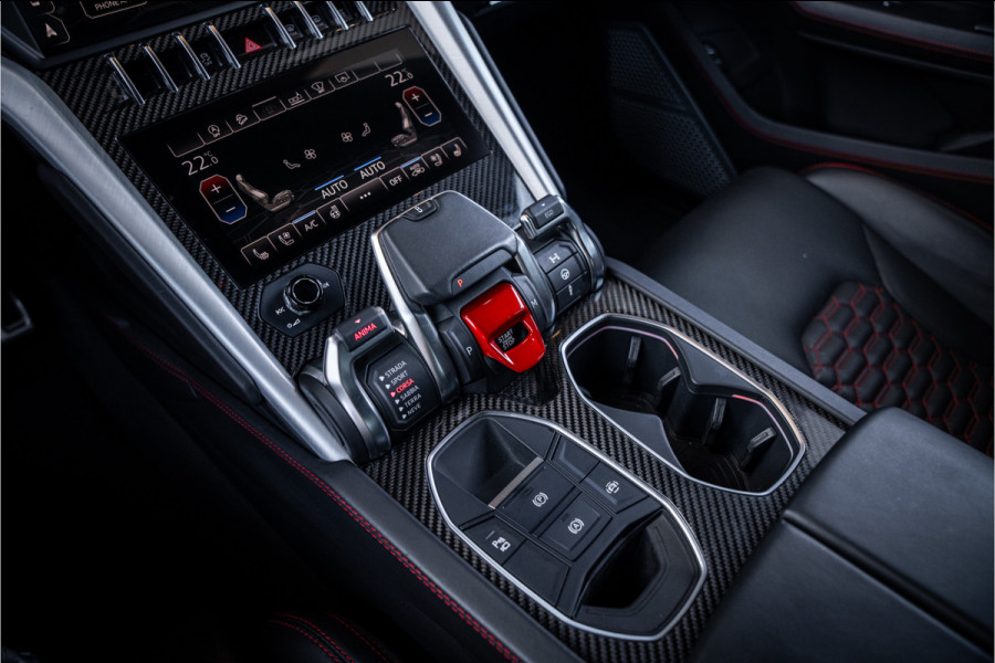 Lamborghini Urus 4.0 V8 - Akrapovic l Carbon | B&O Advanced l Panorama