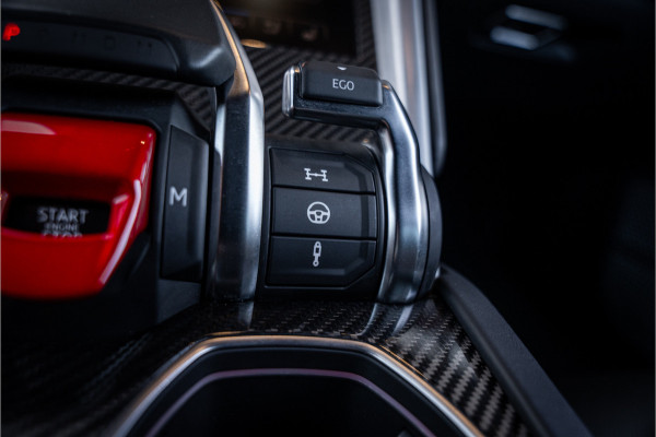 Lamborghini Urus 4.0 V8 - Akrapovic l Carbon | B&O Advanced l Panorama