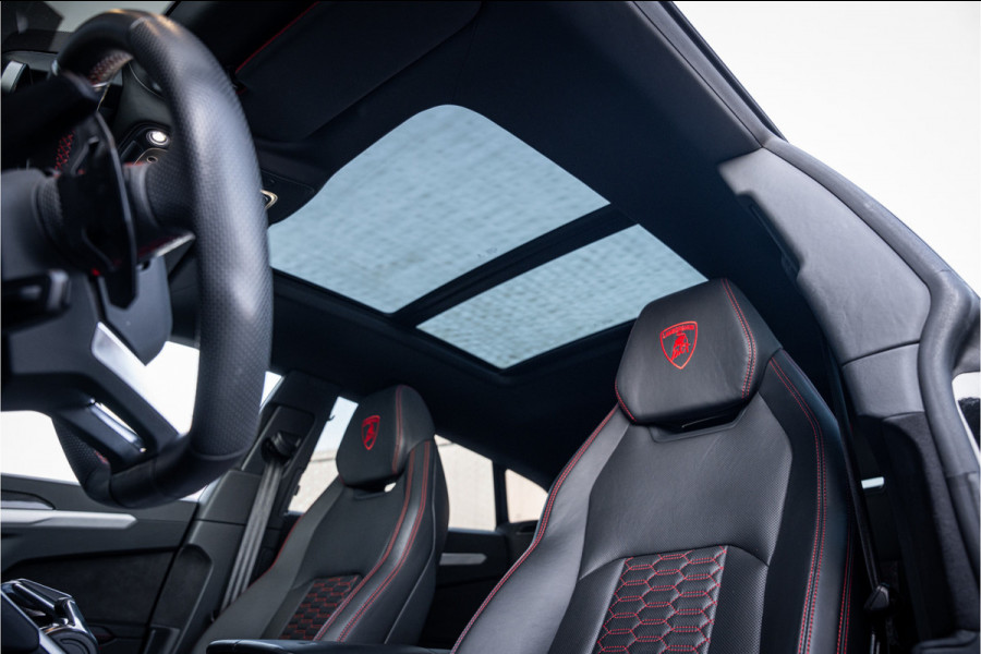 Lamborghini Urus 4.0 V8 - Akrapovic l Carbon | B&O Advanced l Panorama
