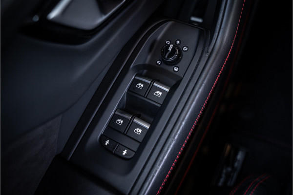 Lamborghini Urus 4.0 V8 - Akrapovic l Carbon | B&O Advanced l Panorama