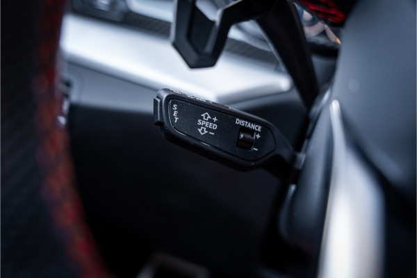 Lamborghini Urus 4.0 V8 - Akrapovic l Carbon | B&O Advanced l Panorama